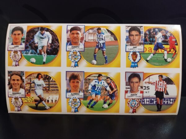 Lámina de cromos originales Liga 94-95 con Fernando Redondo, Donato, Lasa, Gay, Dulce y Alfredo en acción.