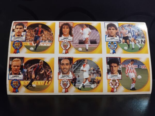 Lámina de cromos Liga 94-95 Ediciones Este con Guardiola, Koeman, Rafa Paz, Diego, Castaño y Lluís en sus clubes originales.