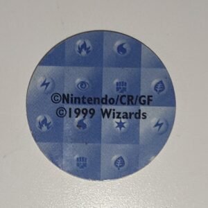 Tazo Pokémon 1999 Wizards con diseño de tipos elementales y texto legal Nintendo CR/GF
