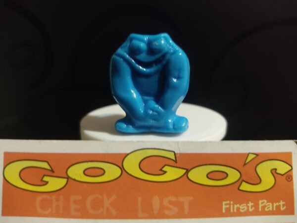 Fotografías de figuras coleccionables Gogo’s Crazy Bones Serie 1 en diversos colores y formas, exhibidas junto a una tarjeta de checklist con el logo oficial.