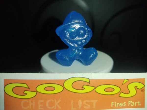 Fotografías de figuras coleccionables Gogo’s Crazy Bones Serie 1 en diversos colores y formas, exhibidas junto a una tarjeta de checklist con el logo oficial.